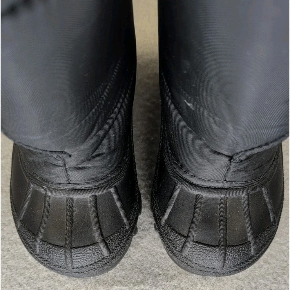 Outbrook Kids Snow Boots Size 6 Black Faux Fur Warm Pull On Winter Unisex